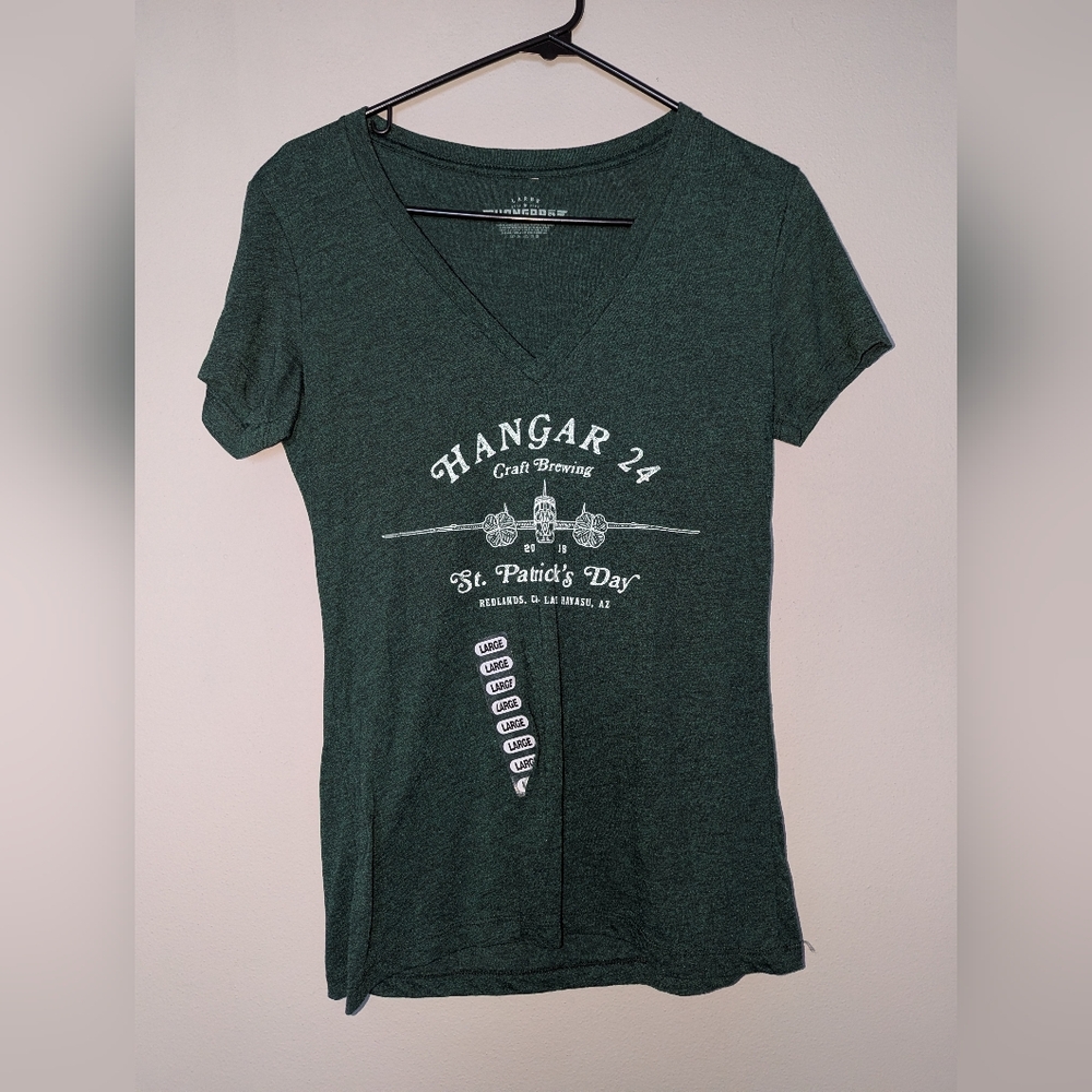 Nwt hangar 24 brewing company Lake Havasu, Arizona women's v-neck green t-shirt